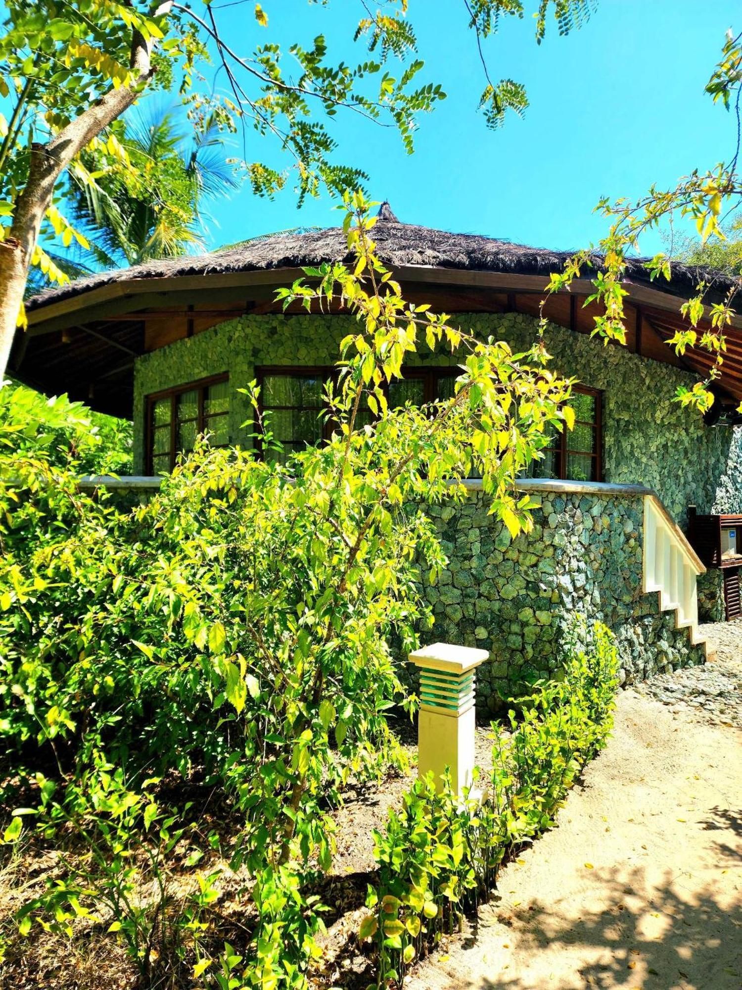 Angel Island Eco Resort 3* Labuan Bajo